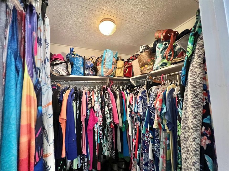 待售: $149,000 (2 贝兹, 2 浴室, 1312 平方英尺)