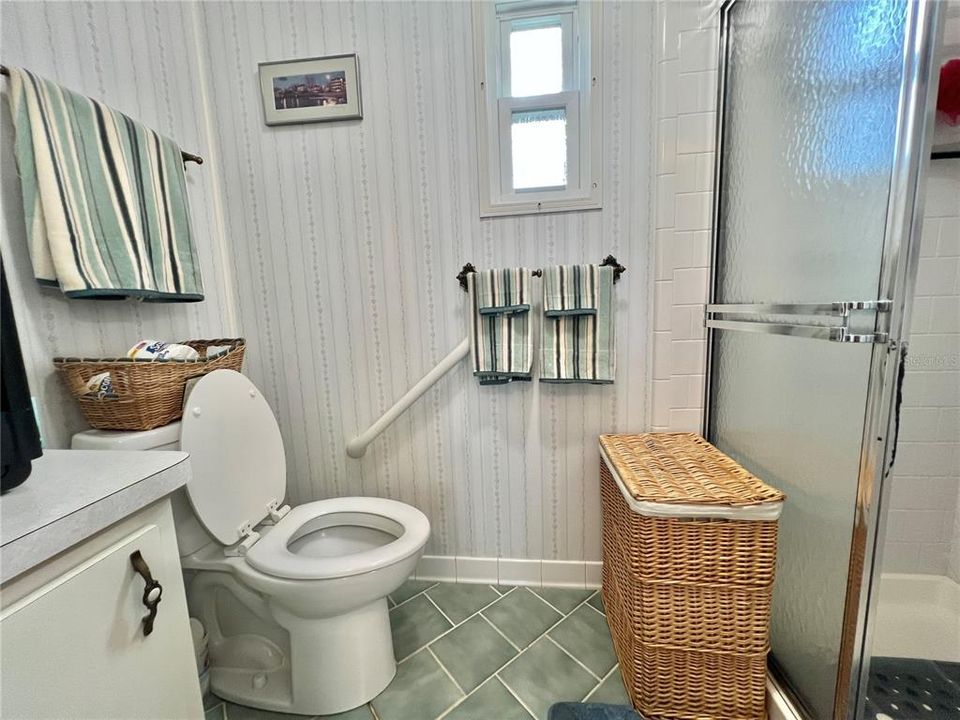 待售: $149,000 (2 贝兹, 2 浴室, 1312 平方英尺)