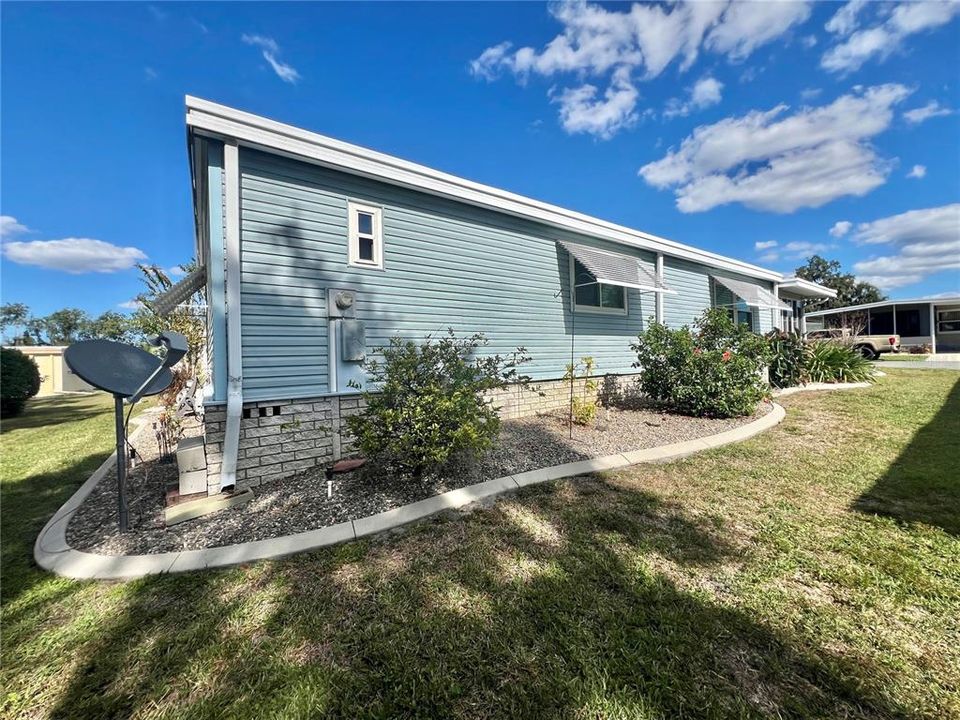 待售: $149,000 (2 贝兹, 2 浴室, 1312 平方英尺)