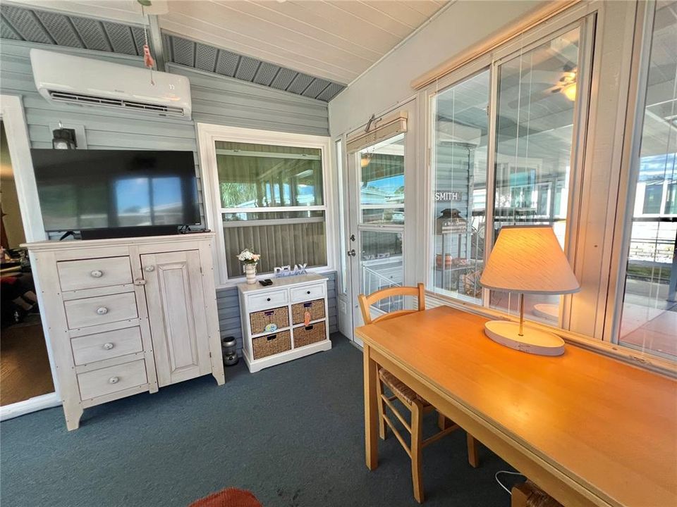 待售: $149,000 (2 贝兹, 2 浴室, 1312 平方英尺)