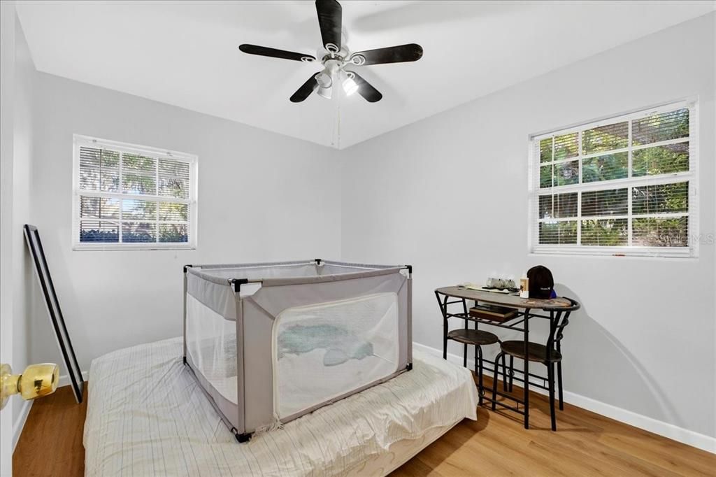 待售: $350,000 (3 贝兹, 2 浴室, 1950 平方英尺)