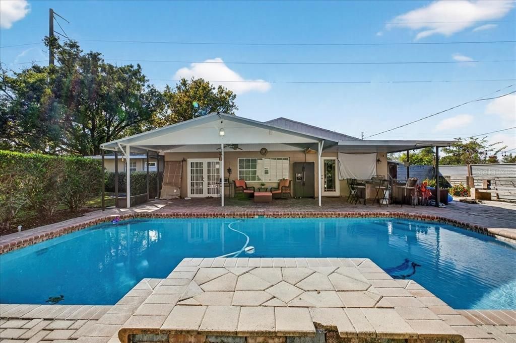 待售: $350,000 (3 贝兹, 2 浴室, 1950 平方英尺)