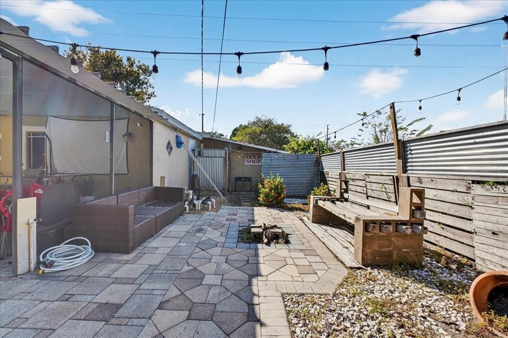 待售: $350,000 (3 贝兹, 2 浴室, 1950 平方英尺)