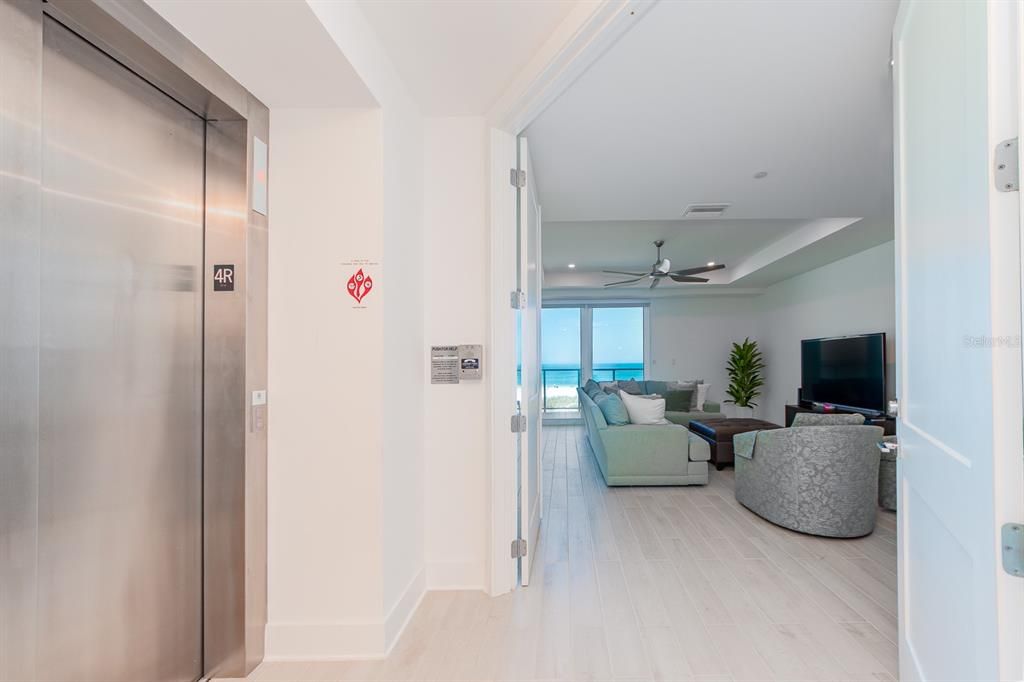 待售: $2,999,000 (3 贝兹, 3 浴室, 2817 平方英尺)