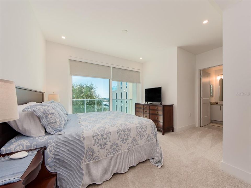 待售: $2,999,000 (3 贝兹, 3 浴室, 2817 平方英尺)