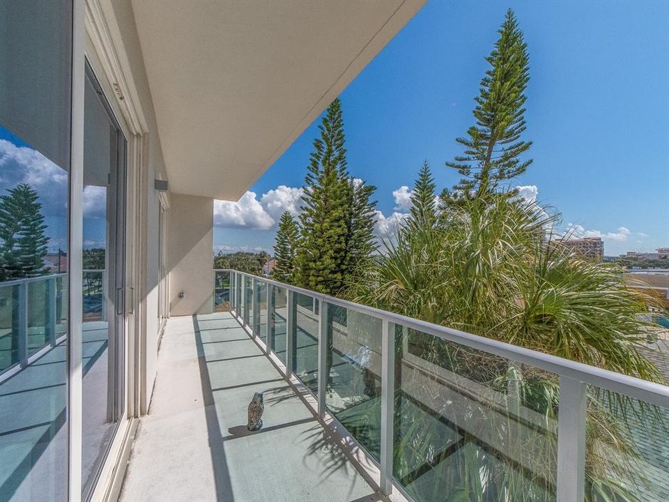 待售: $2,999,000 (3 贝兹, 3 浴室, 2817 平方英尺)