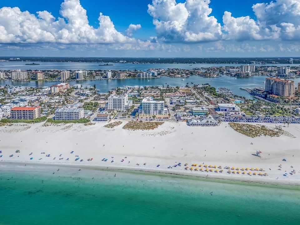 待售: $2,999,000 (3 贝兹, 3 浴室, 2817 平方英尺)