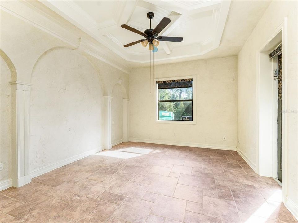 For Sale: $460,000 (3 beds, 2 baths, 2189 Square Feet)