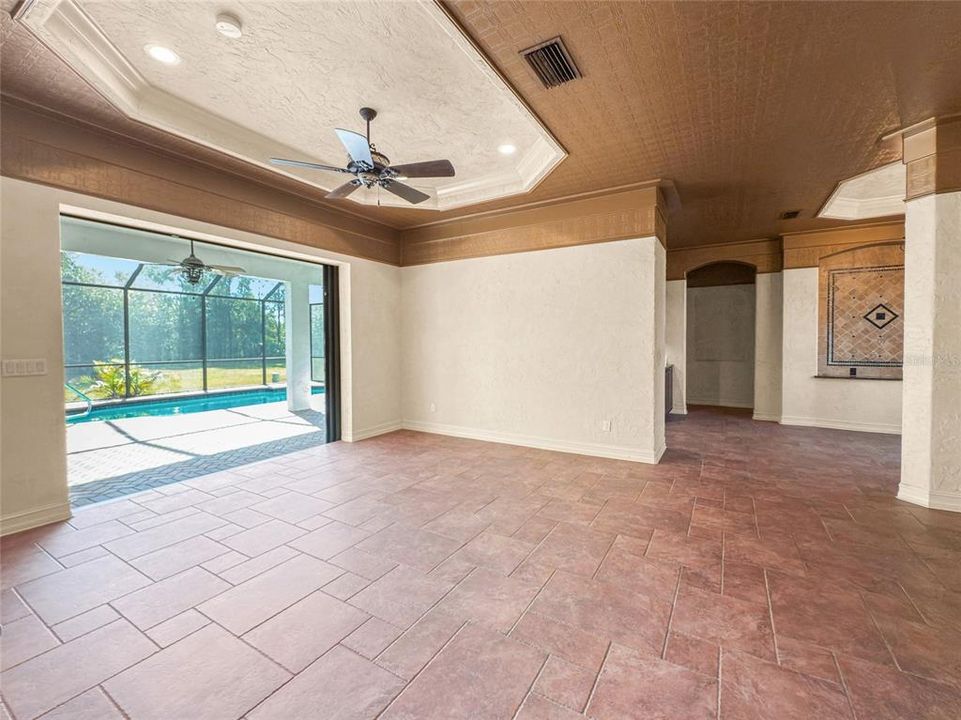 For Sale: $460,000 (3 beds, 2 baths, 2189 Square Feet)