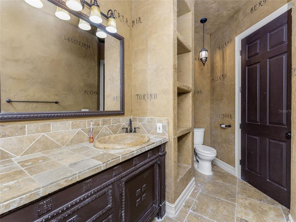 For Sale: $460,000 (3 beds, 2 baths, 2189 Square Feet)