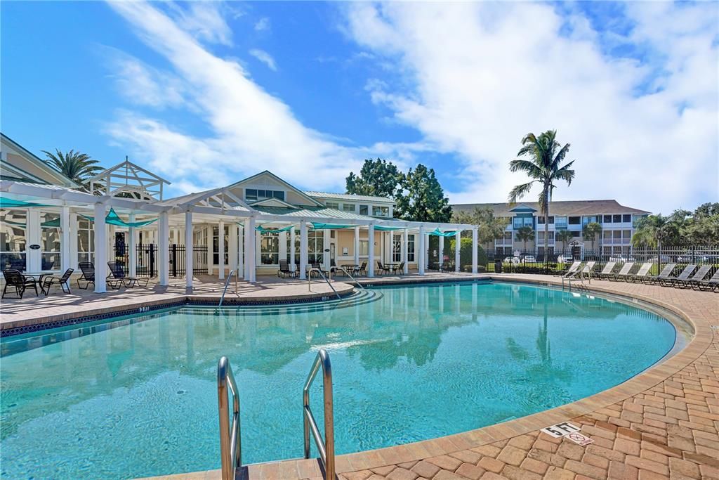 Active With Contract: $175,000 (1 beds, 1 baths, 750 Square Feet)