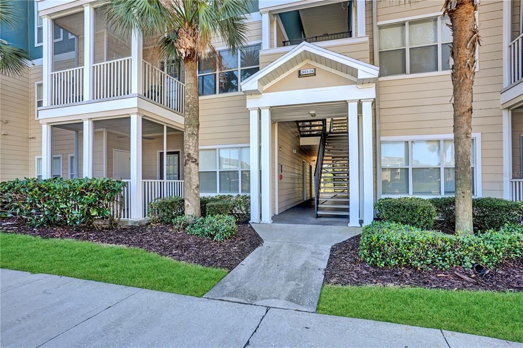 Active With Contract: $175,000 (1 beds, 1 baths, 750 Square Feet)