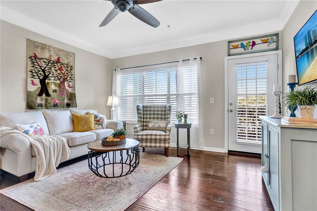 Active With Contract: $175,000 (1 beds, 1 baths, 750 Square Feet)