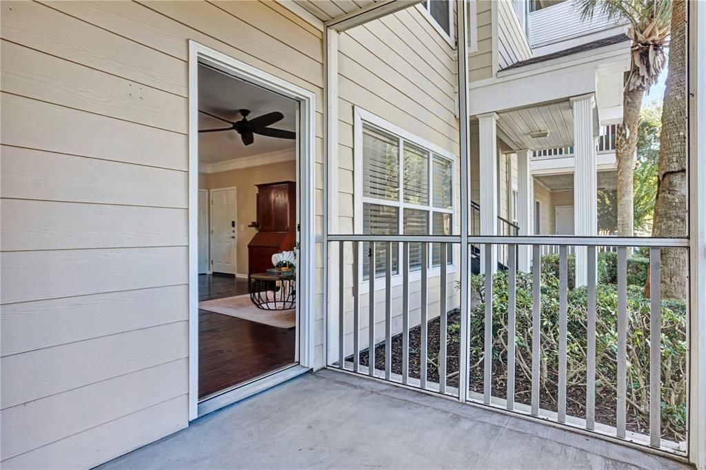Active With Contract: $175,000 (1 beds, 1 baths, 750 Square Feet)