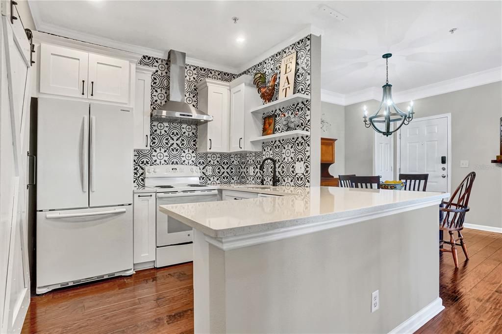 Active With Contract: $175,000 (1 beds, 1 baths, 750 Square Feet)