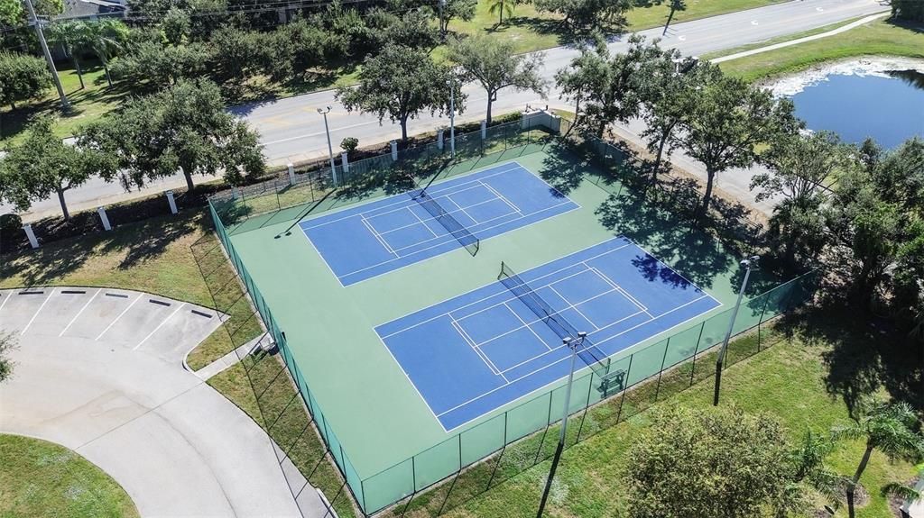 Active With Contract: $175,000 (1 beds, 1 baths, 750 Square Feet)