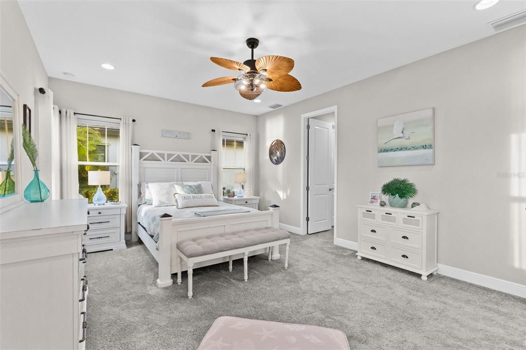 For Sale: $675,000 (3 beds, 3 baths, 2086 Square Feet)