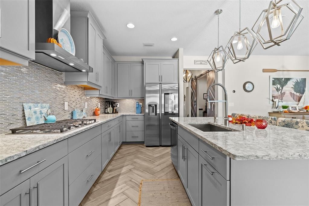 For Sale: $675,000 (3 beds, 3 baths, 2086 Square Feet)