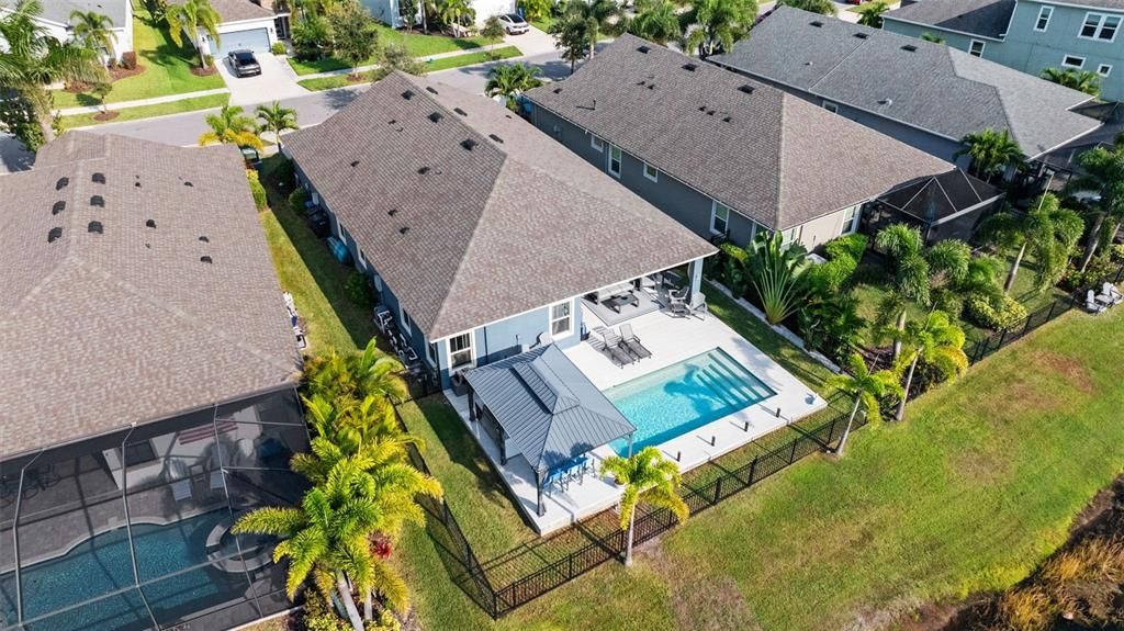 For Sale: $675,000 (3 beds, 3 baths, 2086 Square Feet)