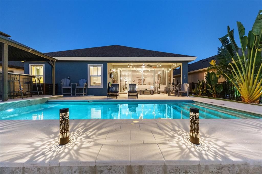 For Sale: $675,000 (3 beds, 3 baths, 2086 Square Feet)