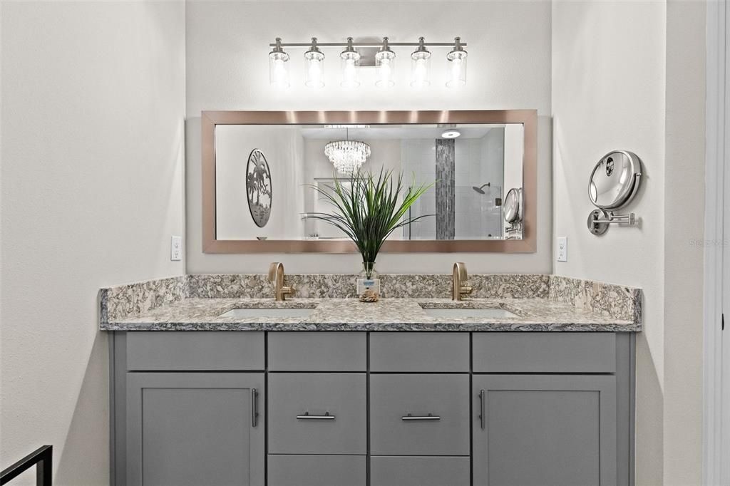 For Sale: $675,000 (3 beds, 3 baths, 2086 Square Feet)