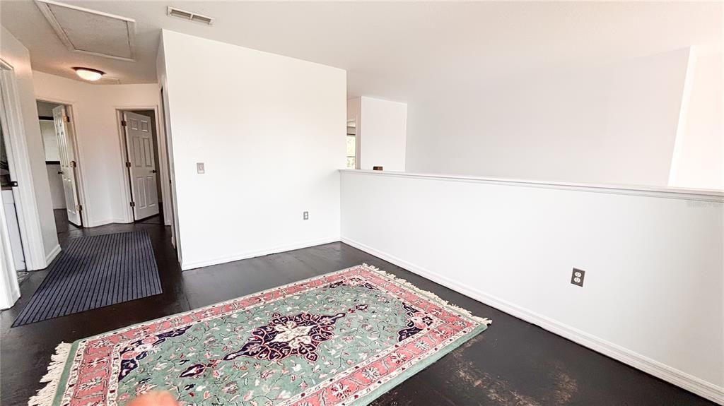 For Rent: $2,650 (4 beds, 2 baths, 2806 Square Feet)