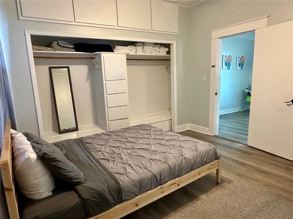 For Rent: $2,900 (3 beds, 2 baths, 1108 Square Feet)