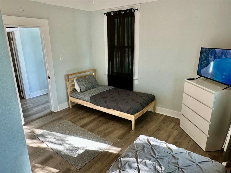 For Rent: $2,900 (3 beds, 2 baths, 1108 Square Feet)