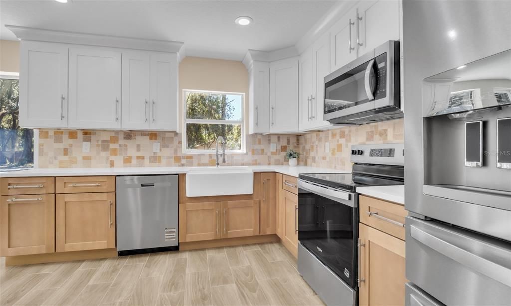 For Sale: $544,900 (4 beds, 3 baths, 1860 Square Feet)