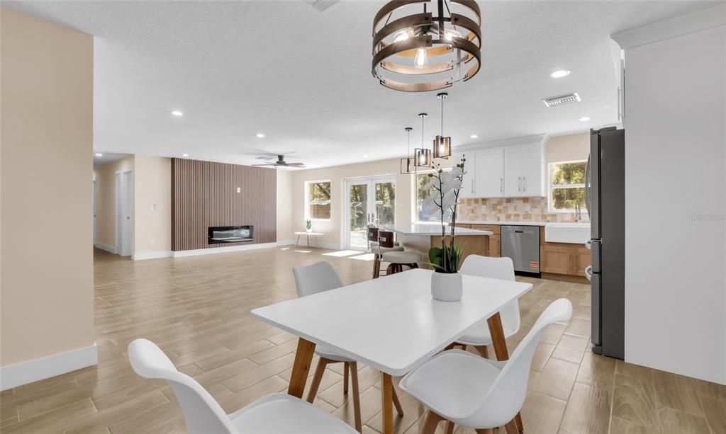 For Sale: $544,900 (4 beds, 3 baths, 1860 Square Feet)