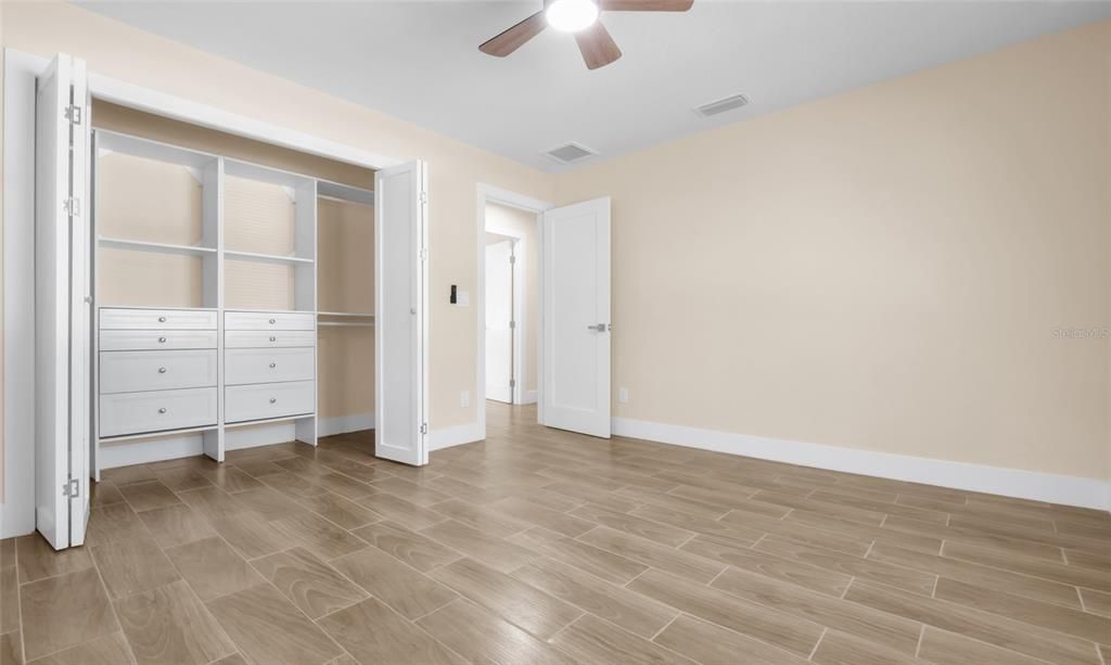 For Sale: $544,900 (4 beds, 3 baths, 1860 Square Feet)