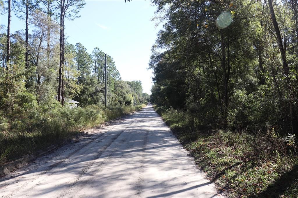 待售: $33,500 (0.92 acres)