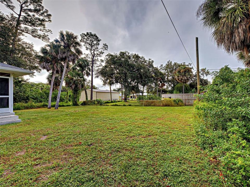 Active With Contract: $290,000 (3 beds, 2 baths, 1633 Square Feet)