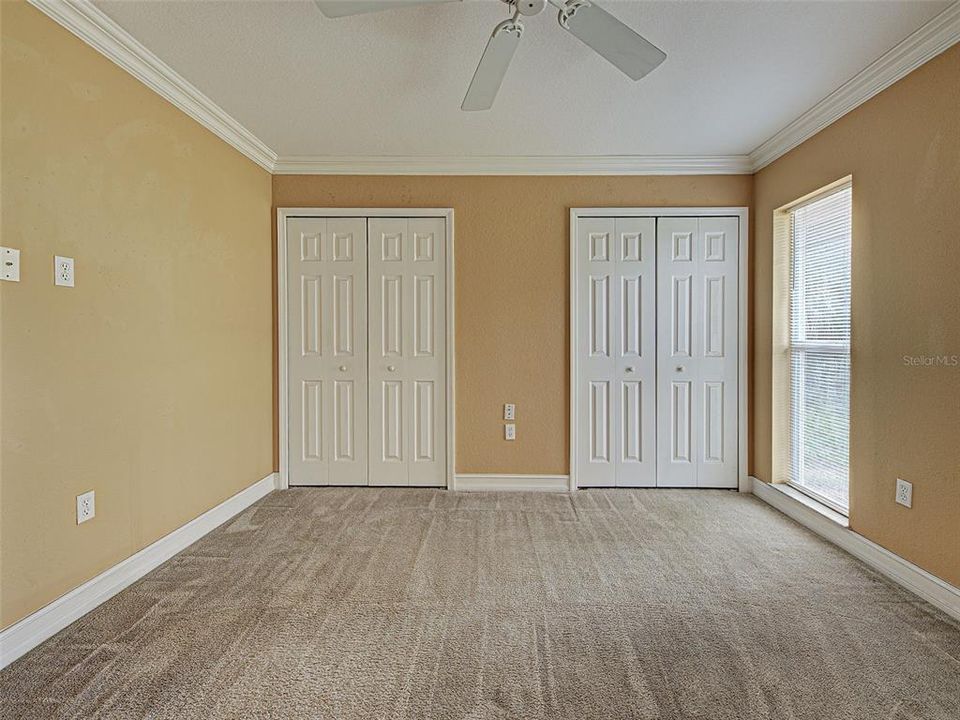 Active With Contract: $290,000 (3 beds, 2 baths, 1633 Square Feet)