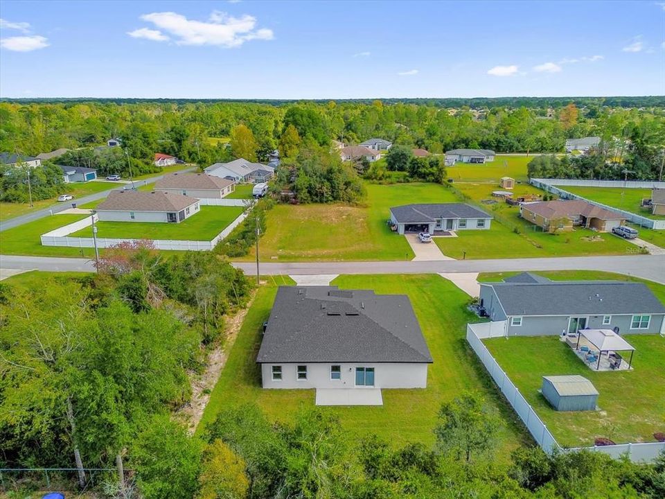 For Sale: $300,000 (4 beds, 3 baths, 1865 Square Feet)