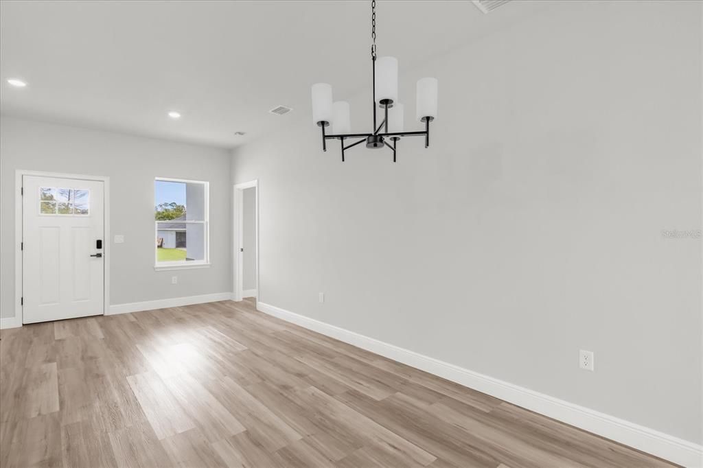 For Sale: $300,000 (4 beds, 3 baths, 1865 Square Feet)