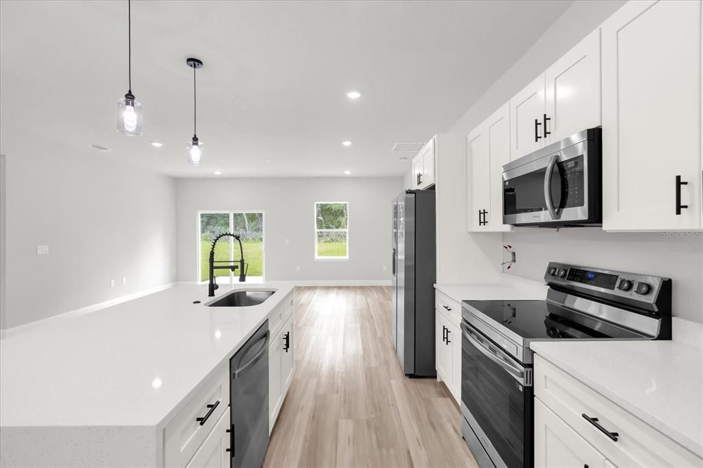 For Sale: $300,000 (4 beds, 3 baths, 1865 Square Feet)