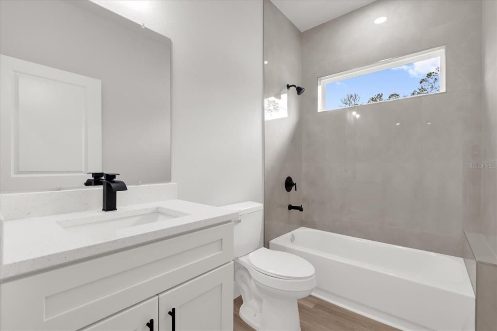 For Sale: $300,000 (4 beds, 3 baths, 1865 Square Feet)