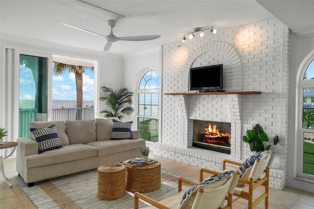 待售: $2,000,000 (5 贝兹, 4 浴室, 2760 平方英尺)