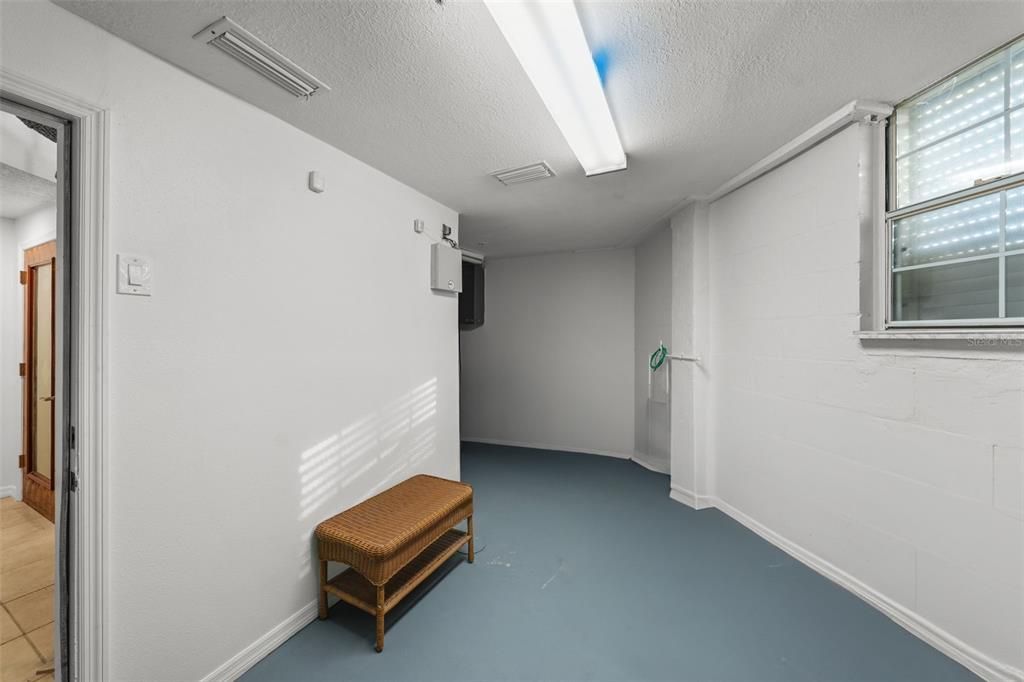 待售: $2,000,000 (5 贝兹, 4 浴室, 2760 平方英尺)