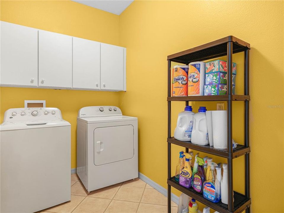 For Sale: $459,000 (3 beds, 2 baths, 2394 Square Feet)