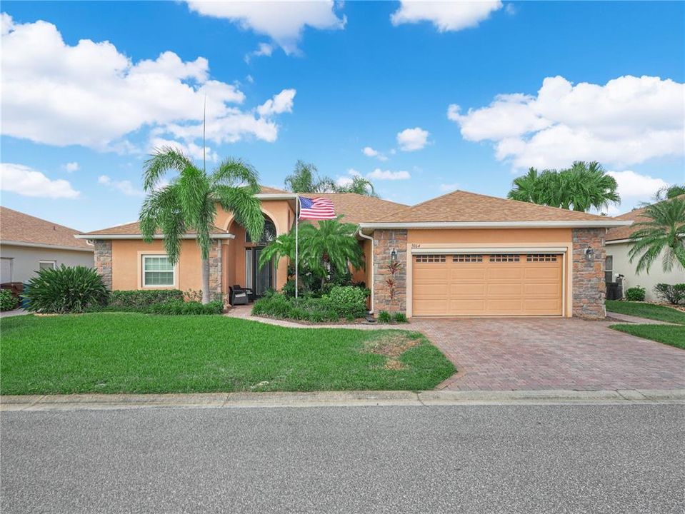 For Sale: $459,000 (3 beds, 2 baths, 2394 Square Feet)