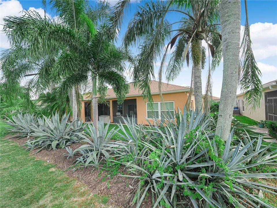 For Sale: $459,000 (3 beds, 2 baths, 2394 Square Feet)