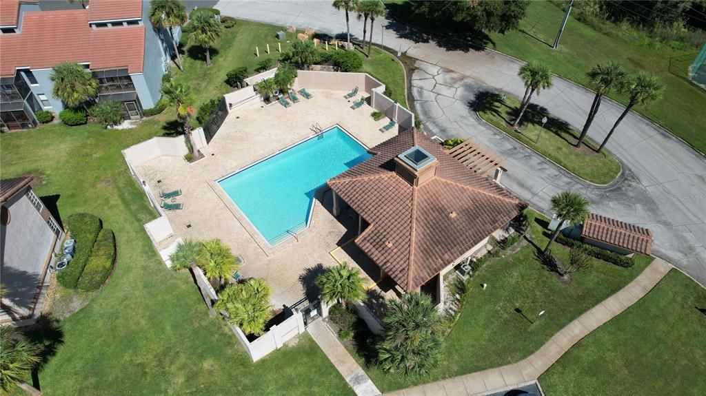 For Sale: $229,000 (2 beds, 2 baths, 1072 Square Feet)