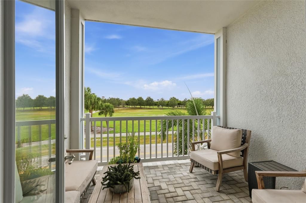 For Sale: $1,150,000 (3 beds, 3 baths, 2445 Square Feet)