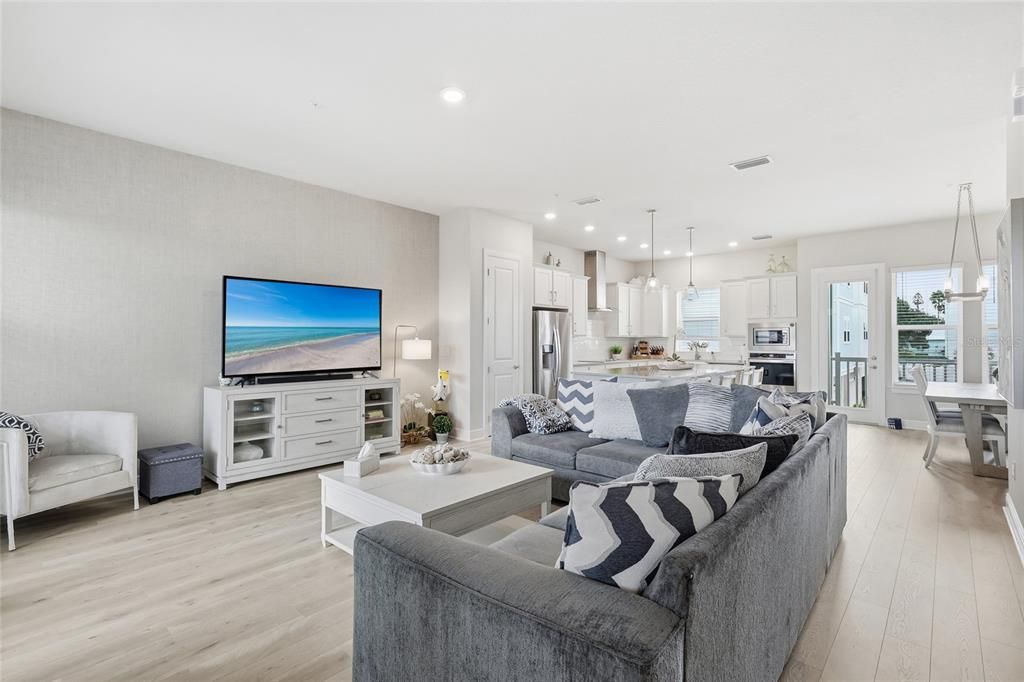 For Sale: $1,150,000 (3 beds, 3 baths, 2445 Square Feet)