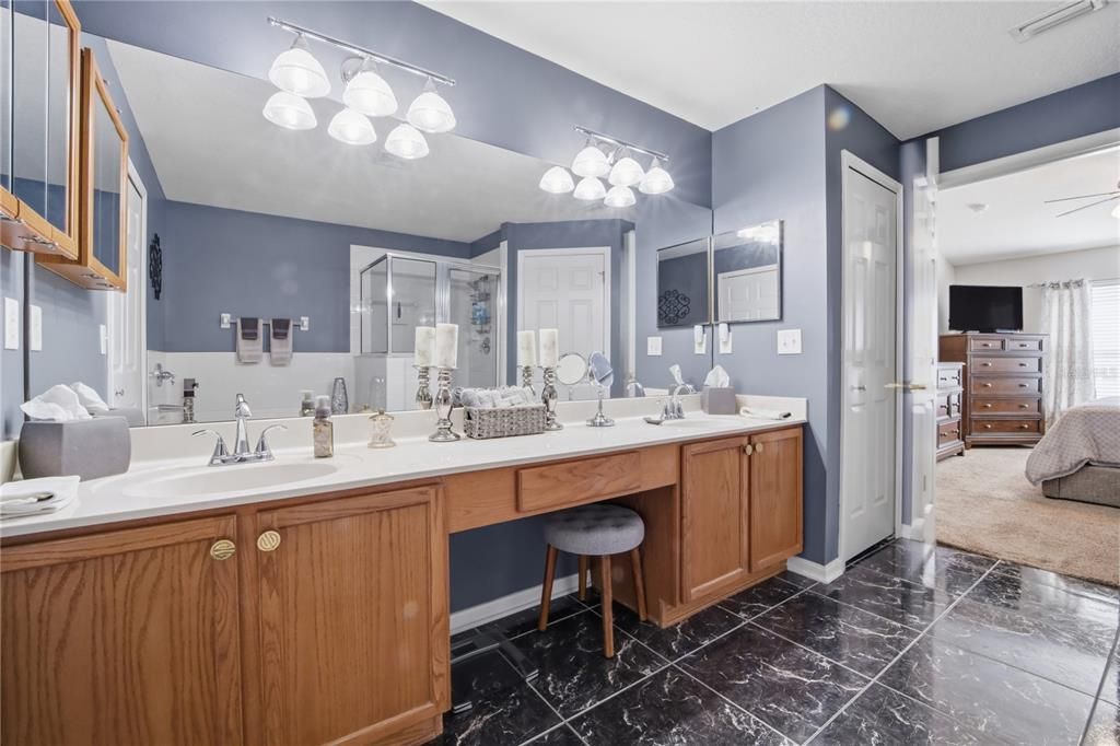 For Sale: $345,000 (2 beds, 2 baths, 1538 Square Feet)