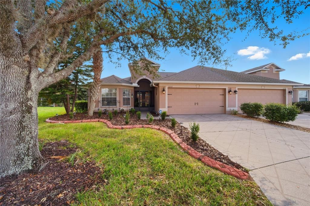 For Sale: $345,000 (2 beds, 2 baths, 1538 Square Feet)