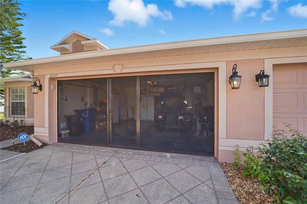 For Sale: $345,000 (2 beds, 2 baths, 1538 Square Feet)