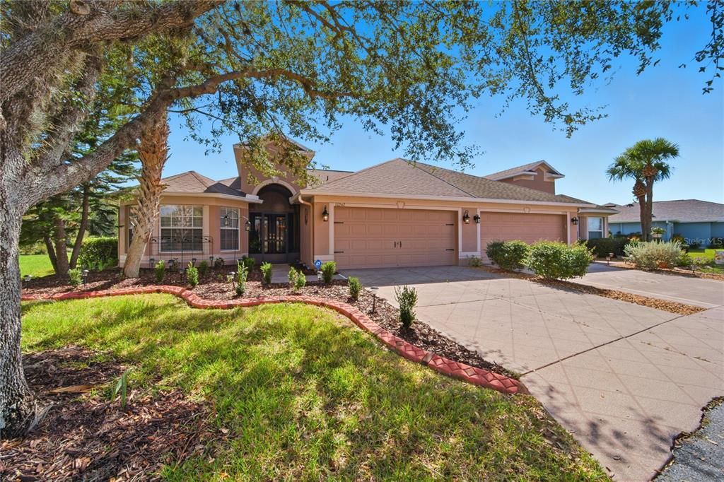 For Sale: $345,000 (2 beds, 2 baths, 1538 Square Feet)